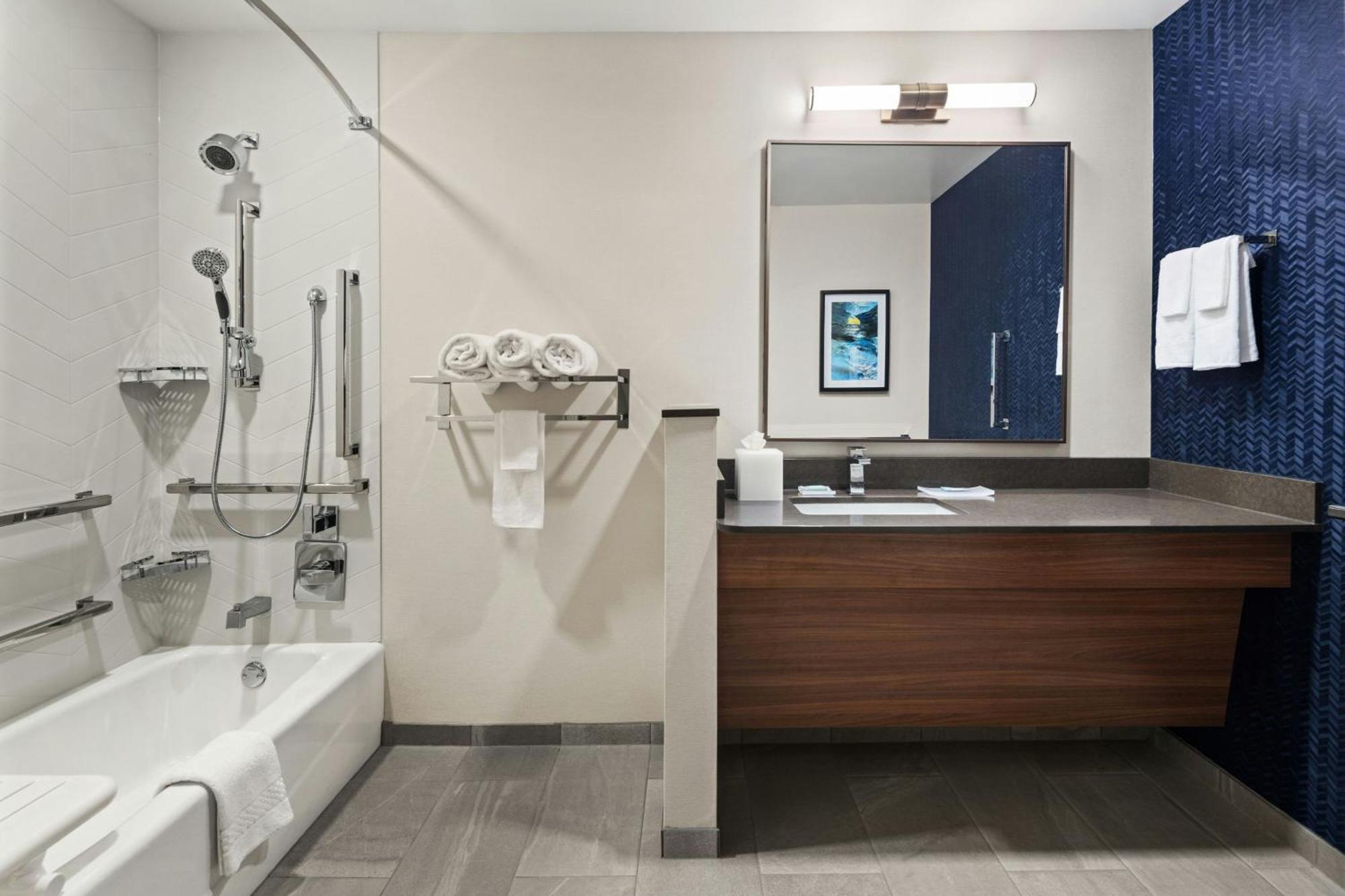 Fairfield By Marriott Inn & Suites Cedar Rapids North Ngoại thất bức ảnh